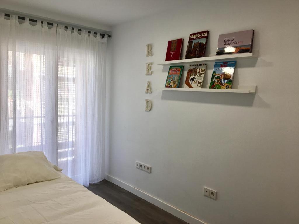 Zaragoza Centro Spain - Apartamento Nuevo Y Facilidad De Parking Kültér fotó