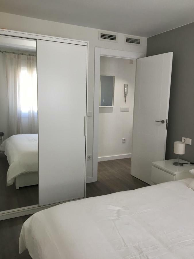 Zaragoza Centro Spain - Apartamento Nuevo Y Facilidad De Parking Kültér fotó